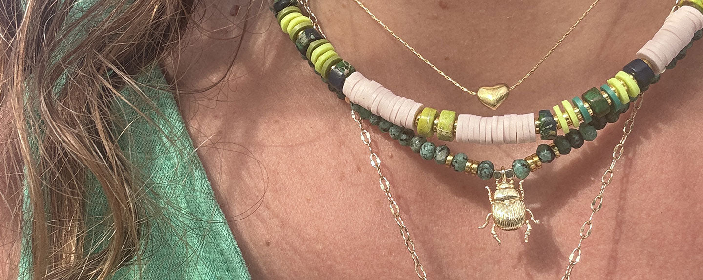 Les 7 bijoux porte-bonheur les plus puissants à porter en 2026