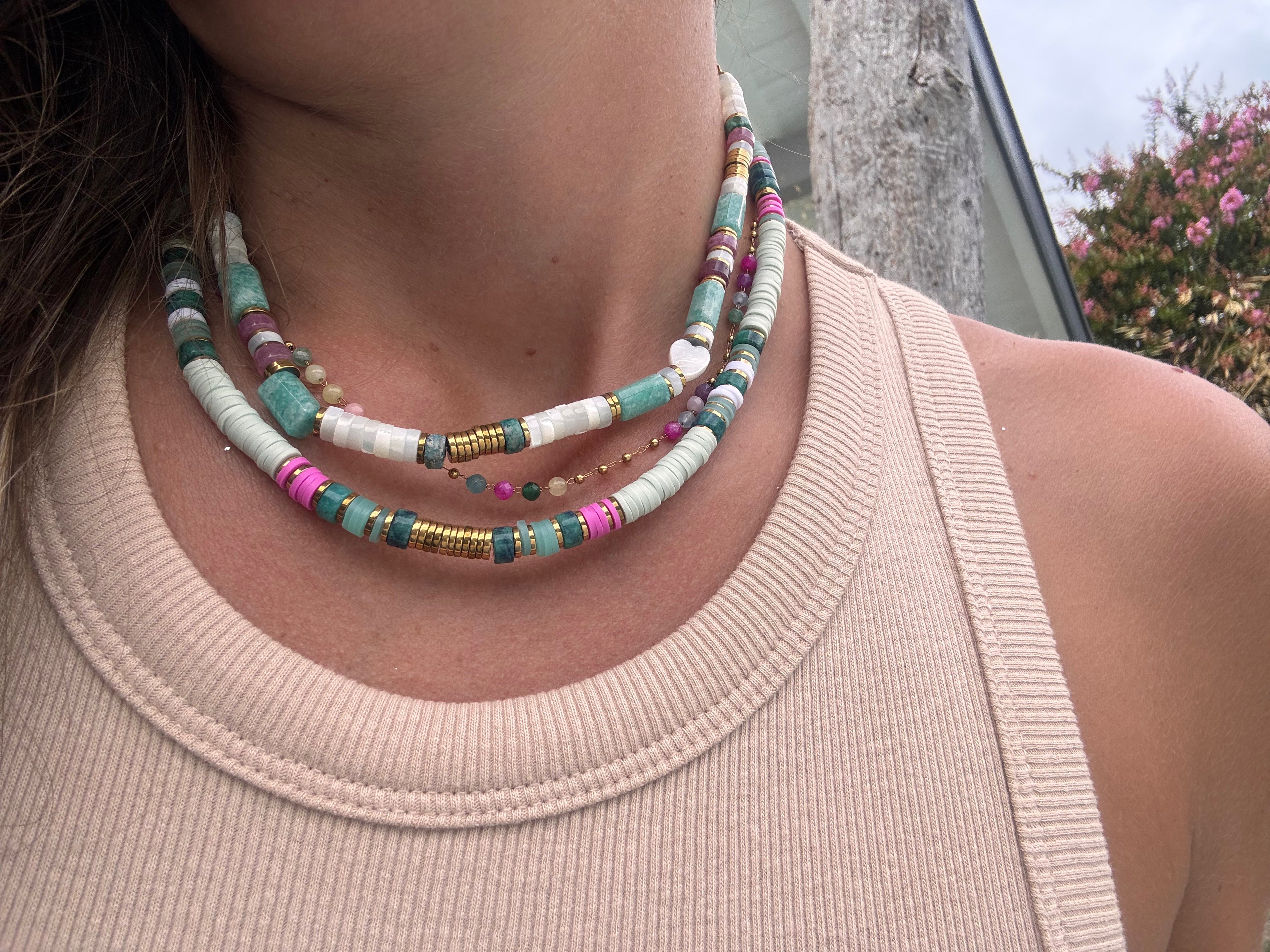 Bijoux & peau : que faire si vous êtes sujette aux allergies ?