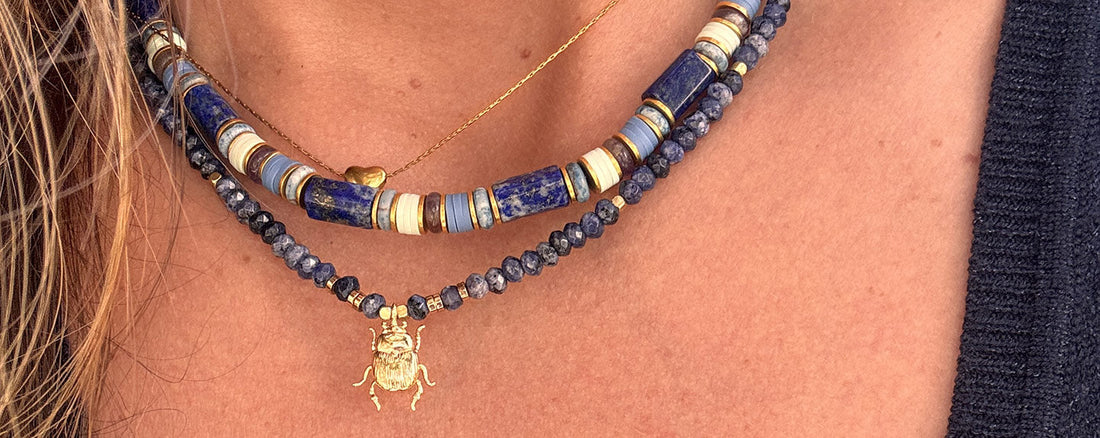Lapis-lazuli : vertus, signification et comment le porter"