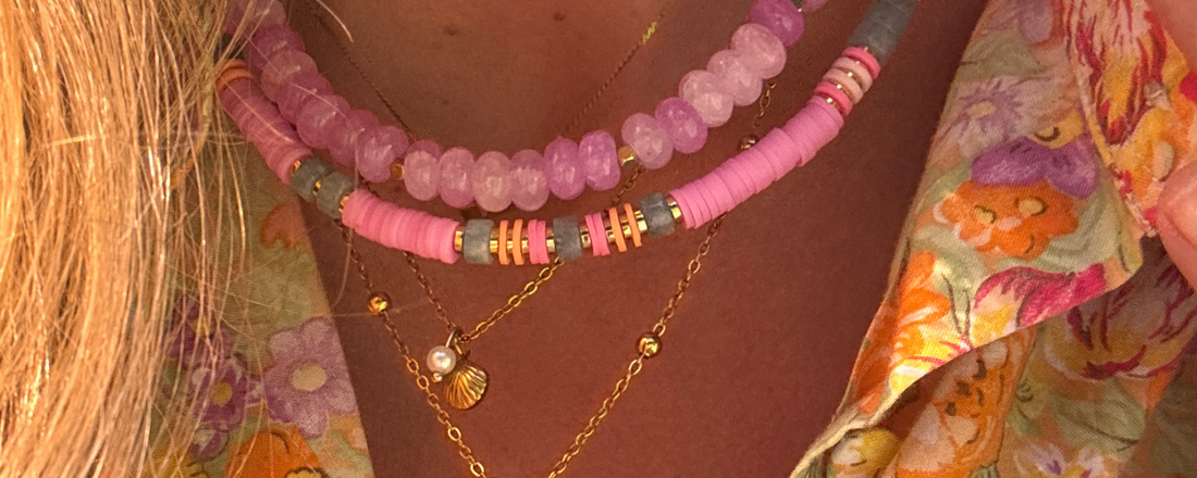Comment porter des bijoux quand on n'a pas l'habitude 