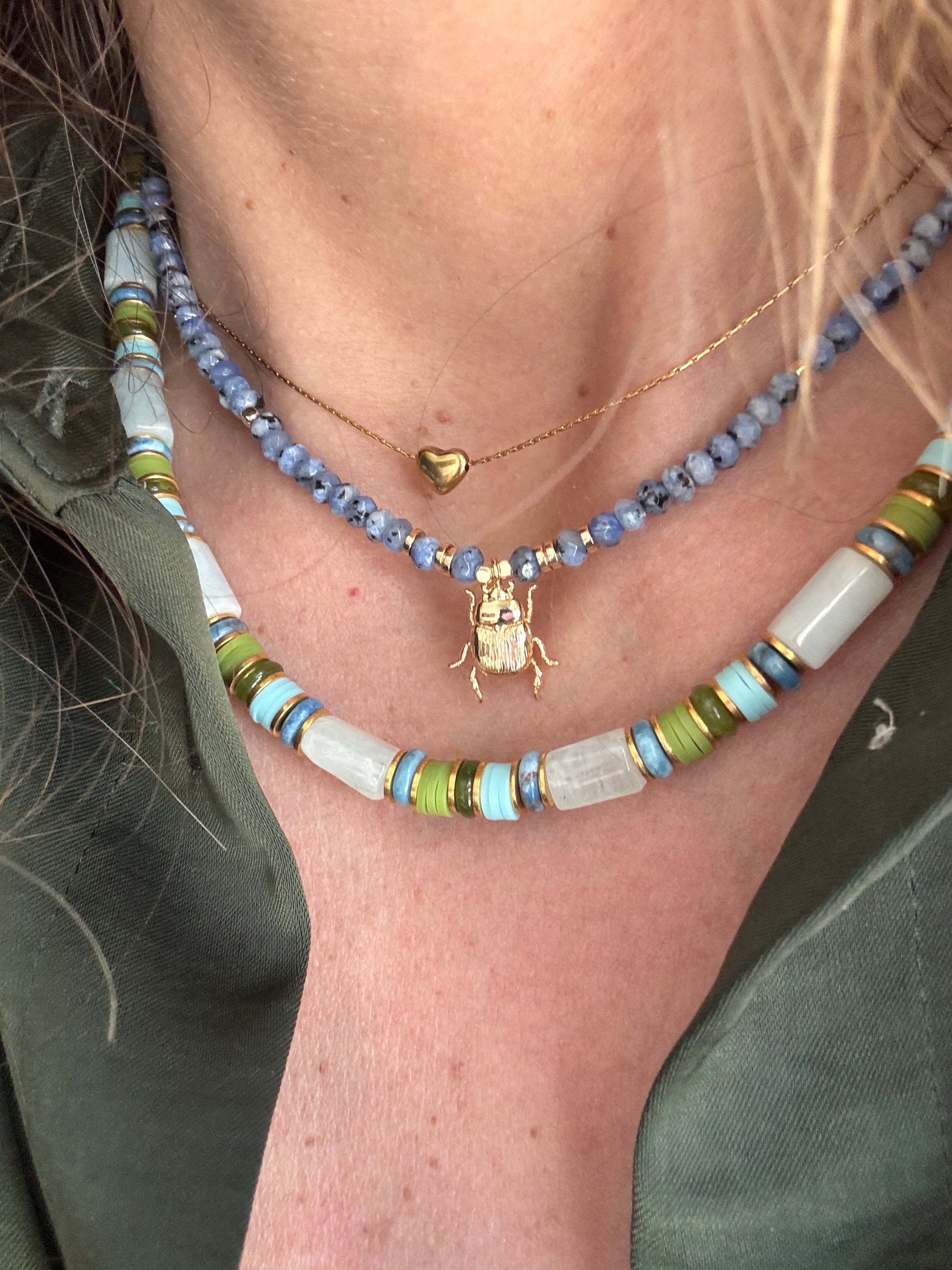 Collier Fizz – Acier inoxydable doré & perles naturelles