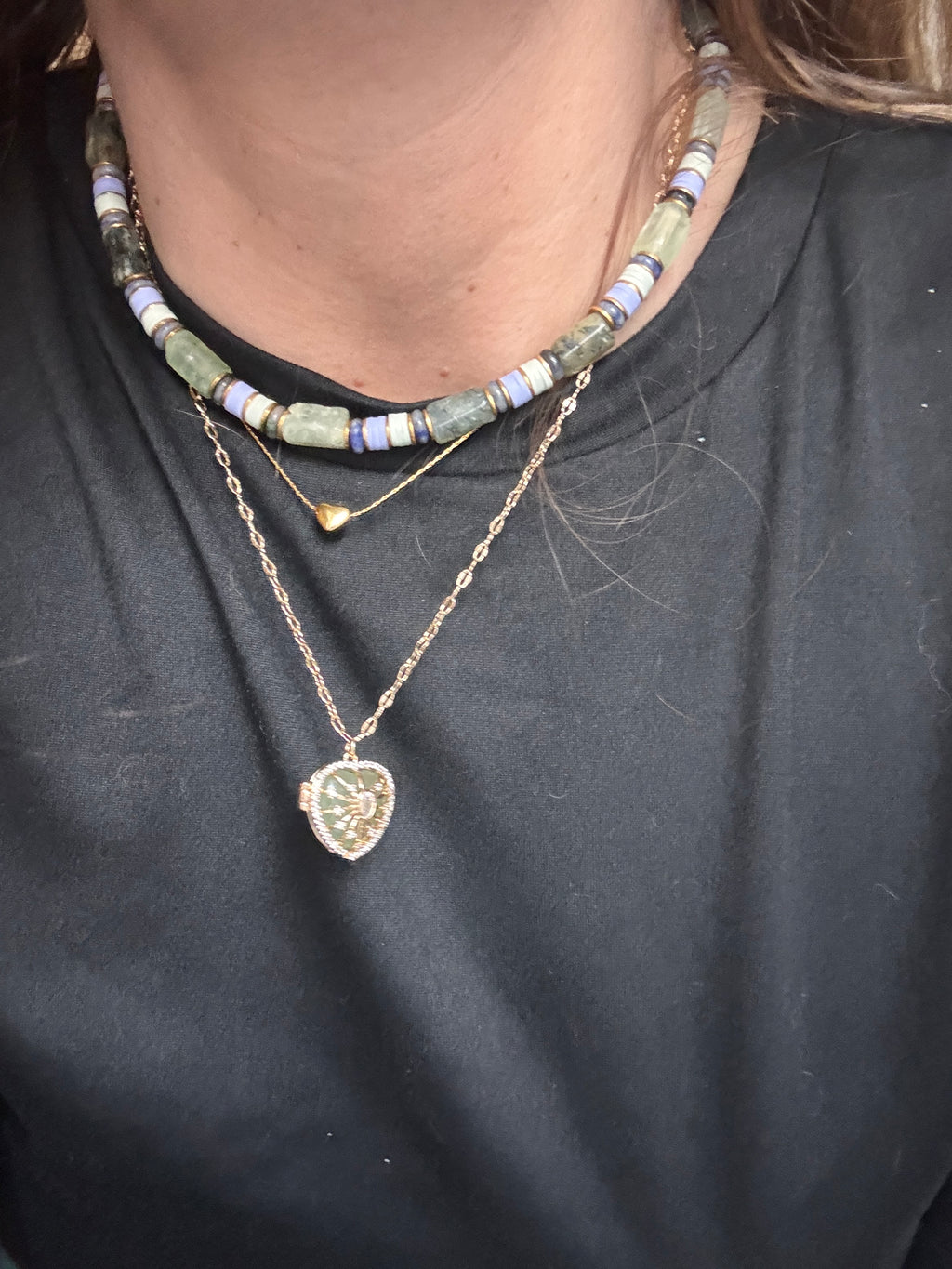 Collier Fizz – Acier inoxydable doré & perles naturelles