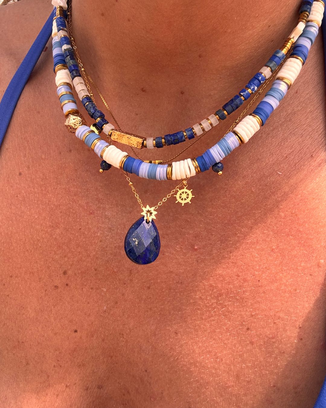 Collier Caléa – Élégance dorée et pierre naturelle