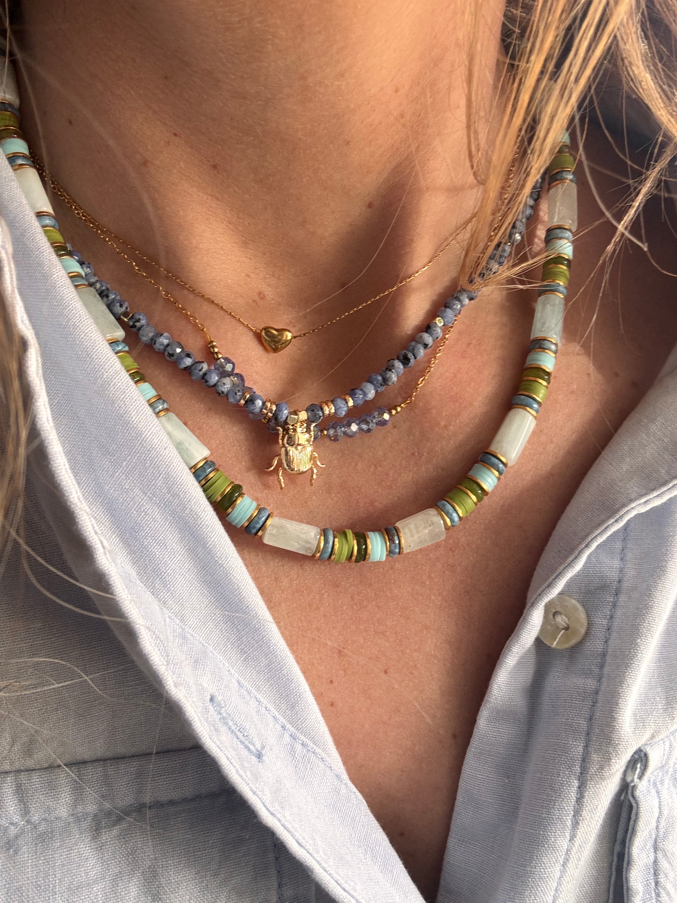 Collier Beetle - Raffiné et lumineux