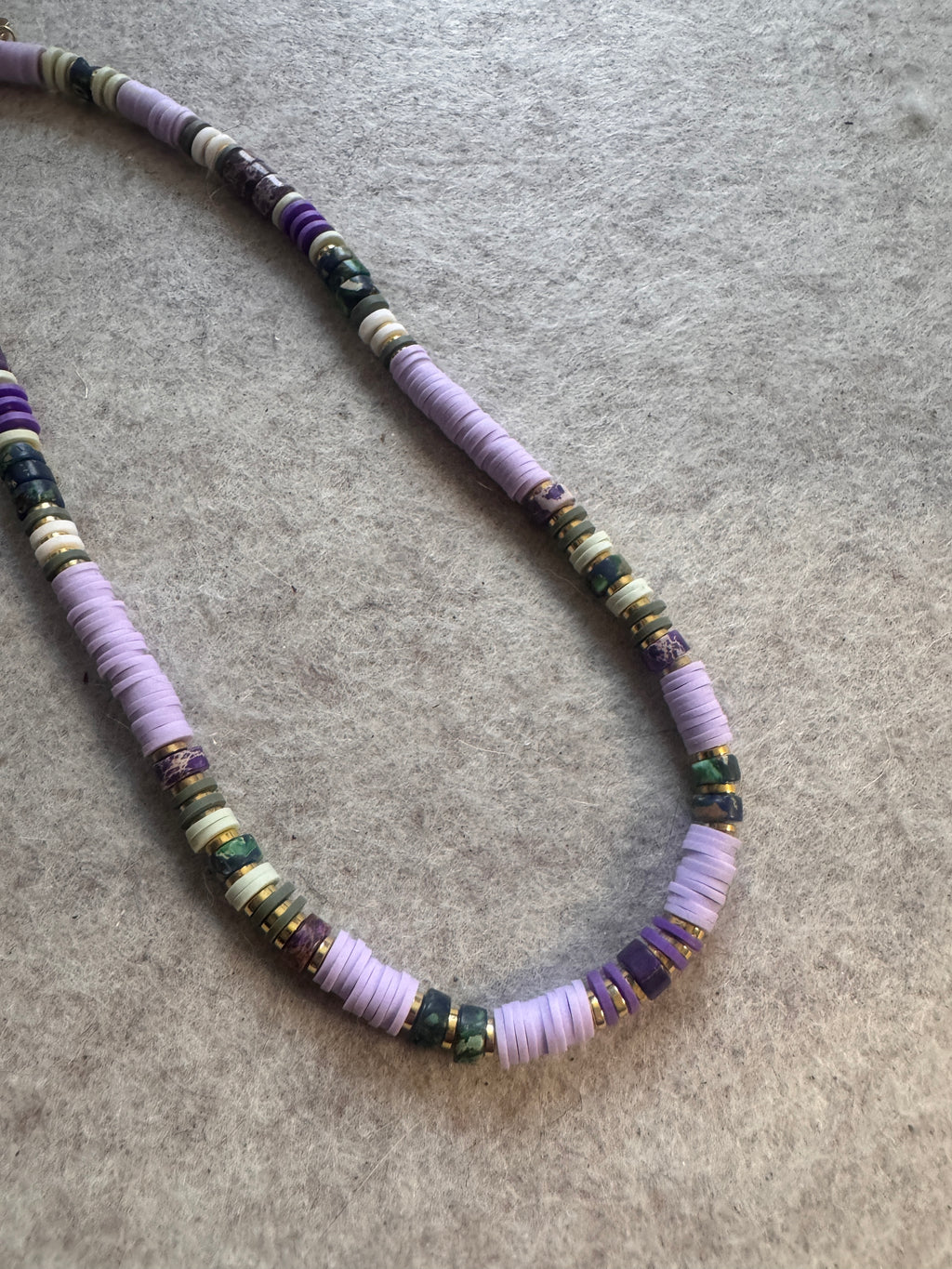 Collier Surf Reef – Perles Heishi et Pierres Naturelles