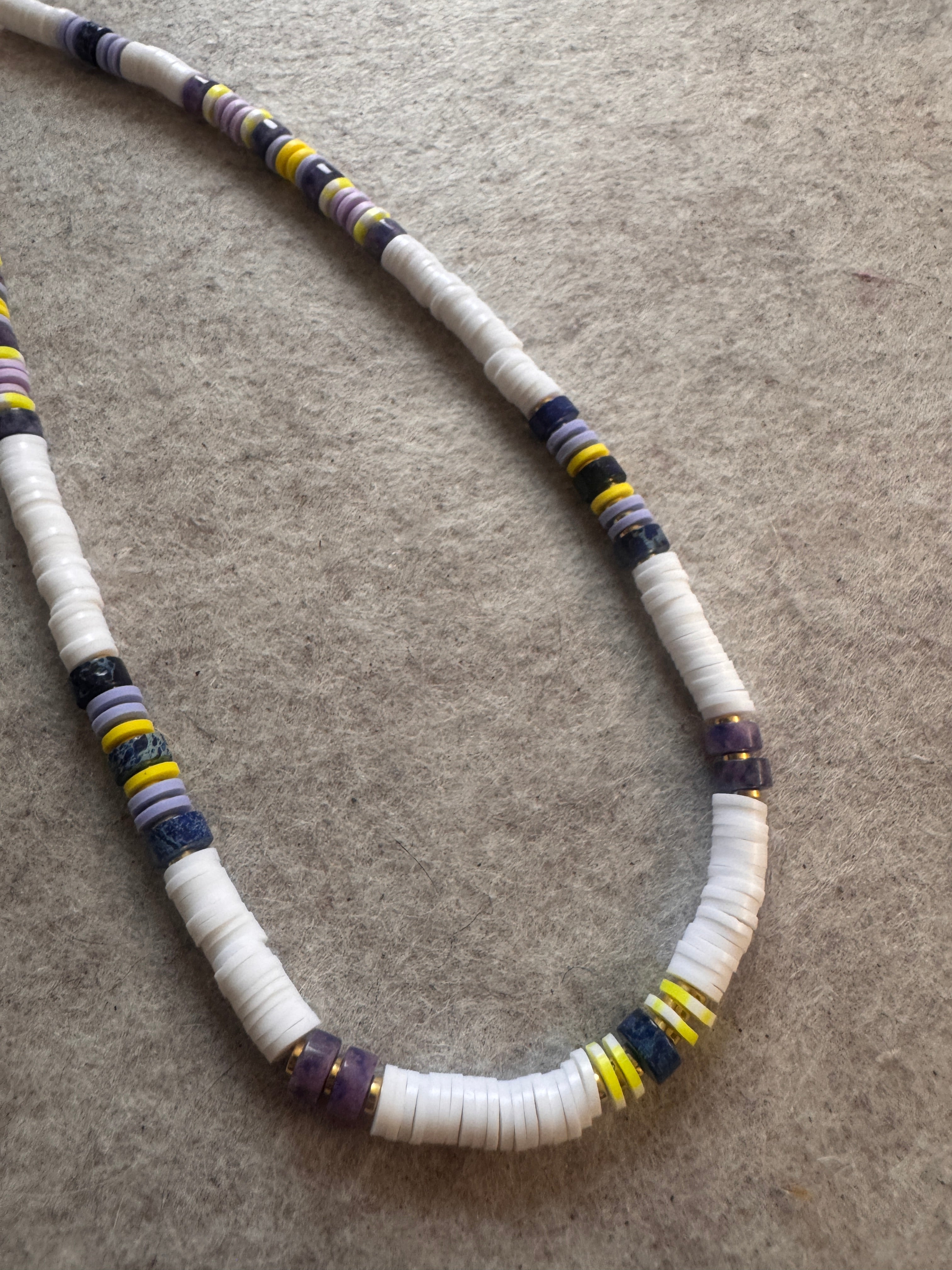 Collier Colin – Perles Heishi coloré