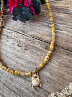 Collier Beetle - Raffiné et lumineux