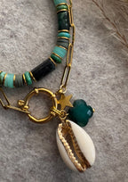 Collier Acapulco porté tenue été bijou coloré acier inoxydable