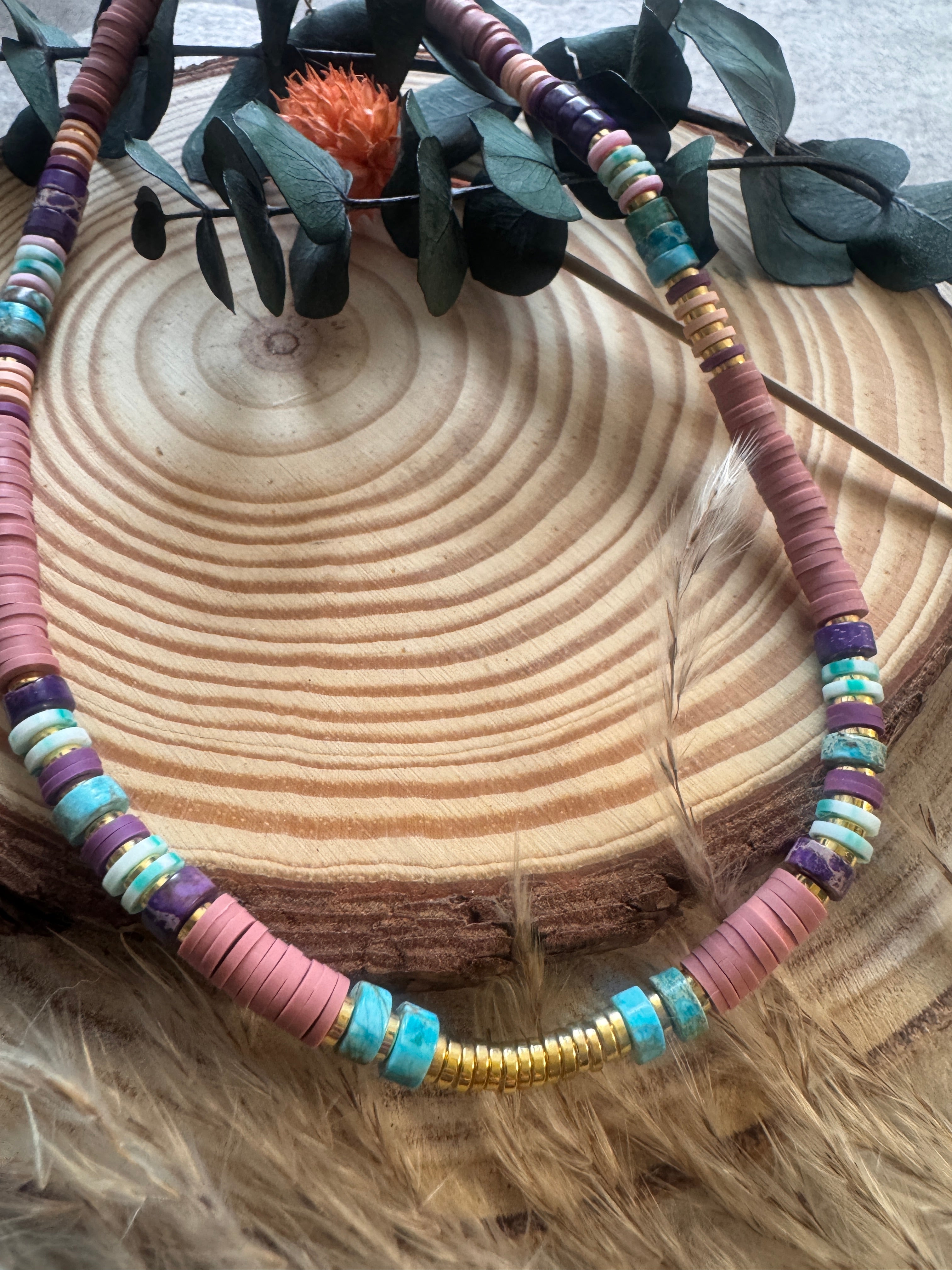 Collier Elia perles Heishi colorées pierres naturelles bijou unique femme