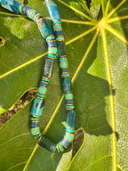 Collier Kalia doré – perles turquoise naturelles fait main