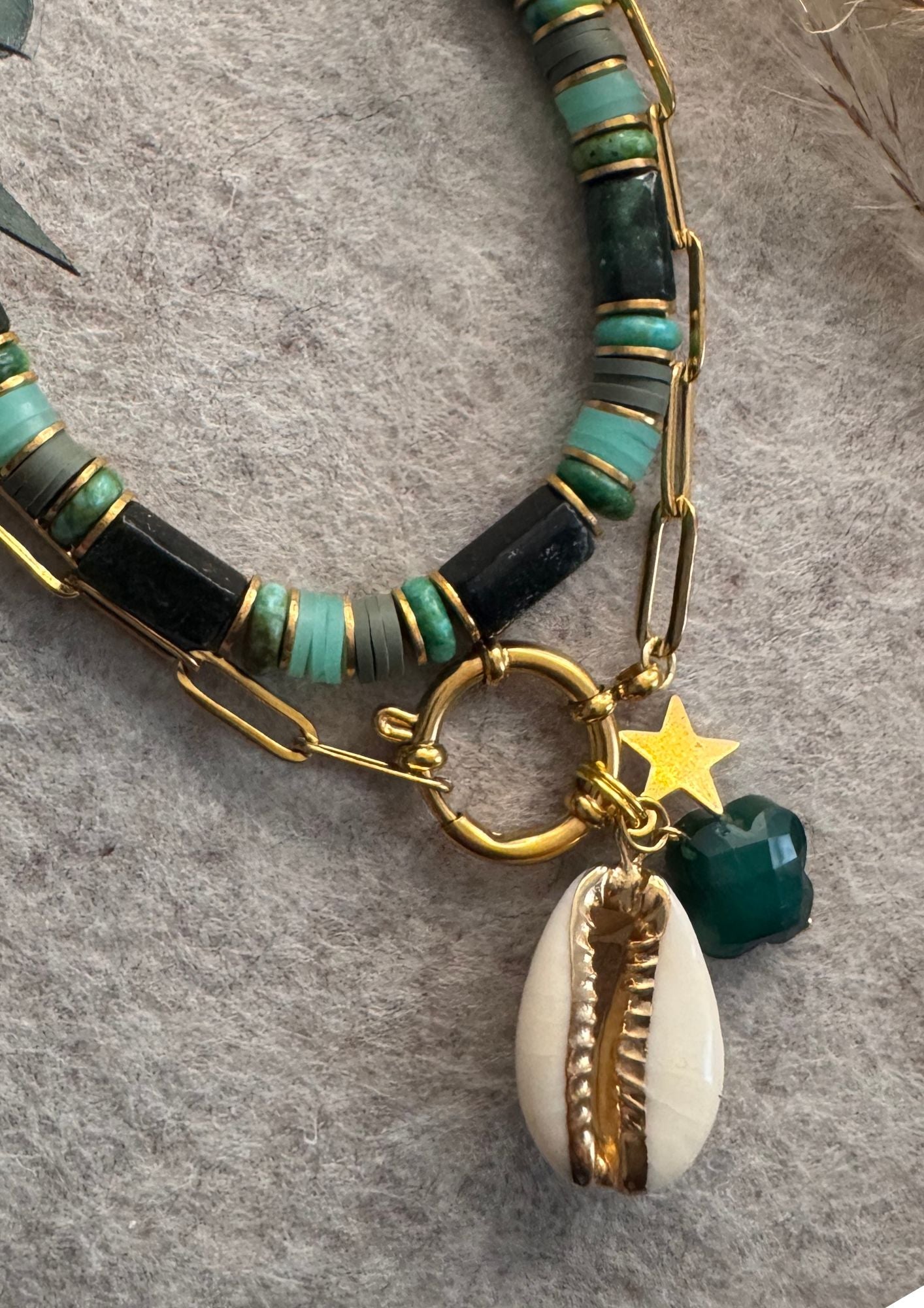 Détail charm coquillage étoile acier inoxydable collier Acapulco