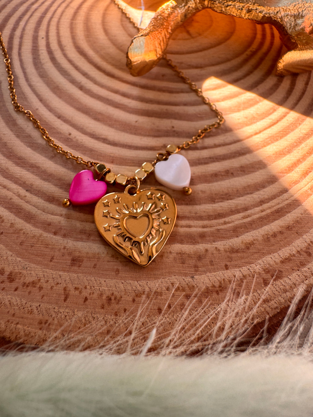 Collier Amour – Doré & intemporel