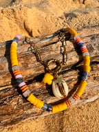 Collier Solstice – heishi jaune & pierres naturelles