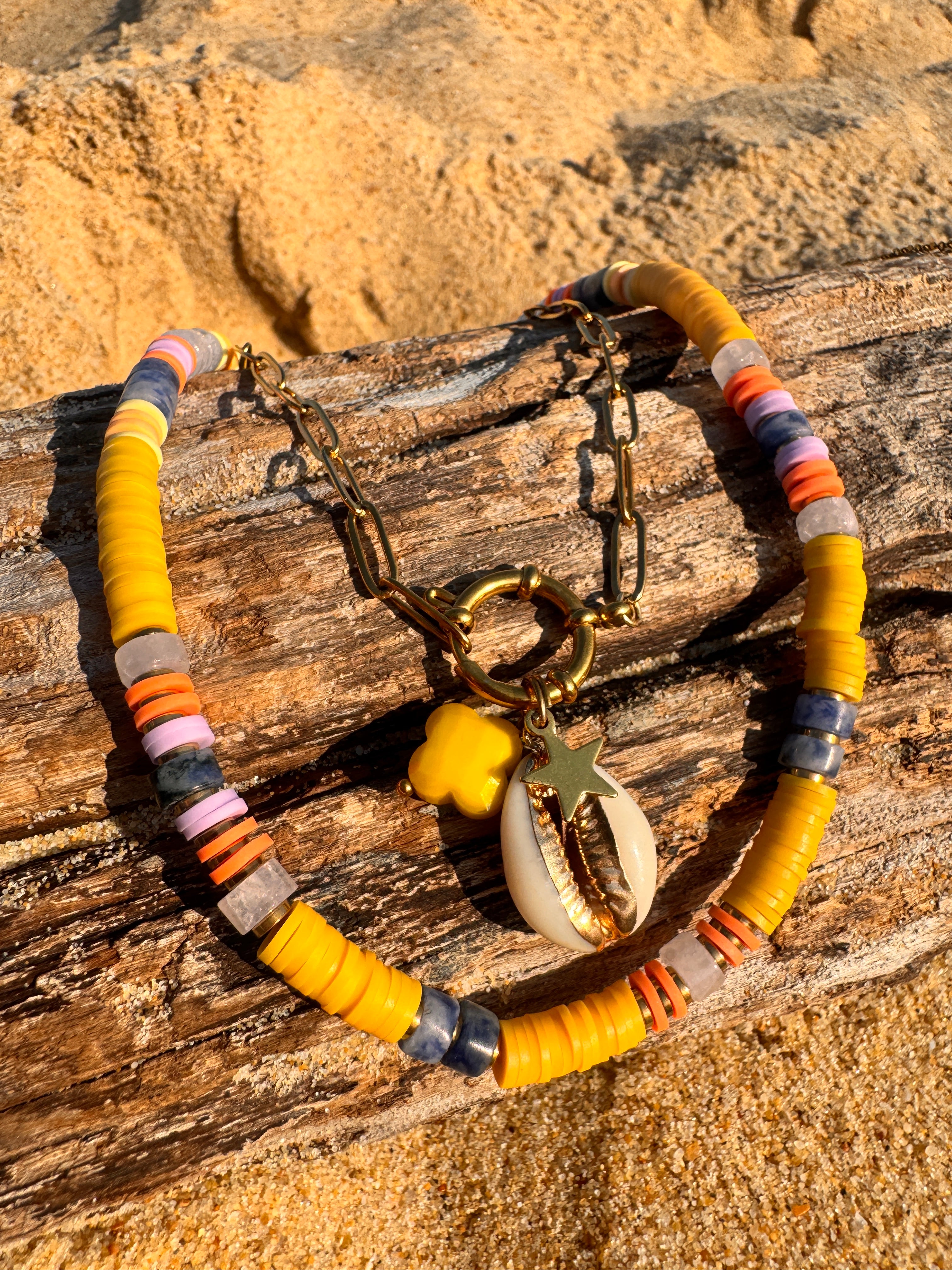 Collier Solstice – heishi jaune & pierres naturelles