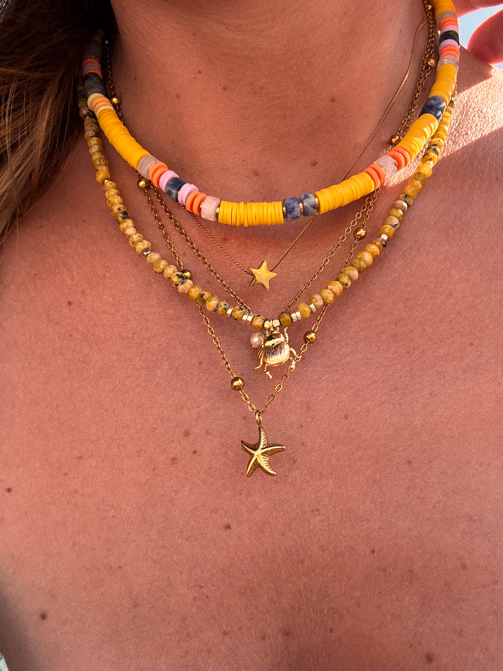 Collier Solstice – heishi jaune & pierres naturelles