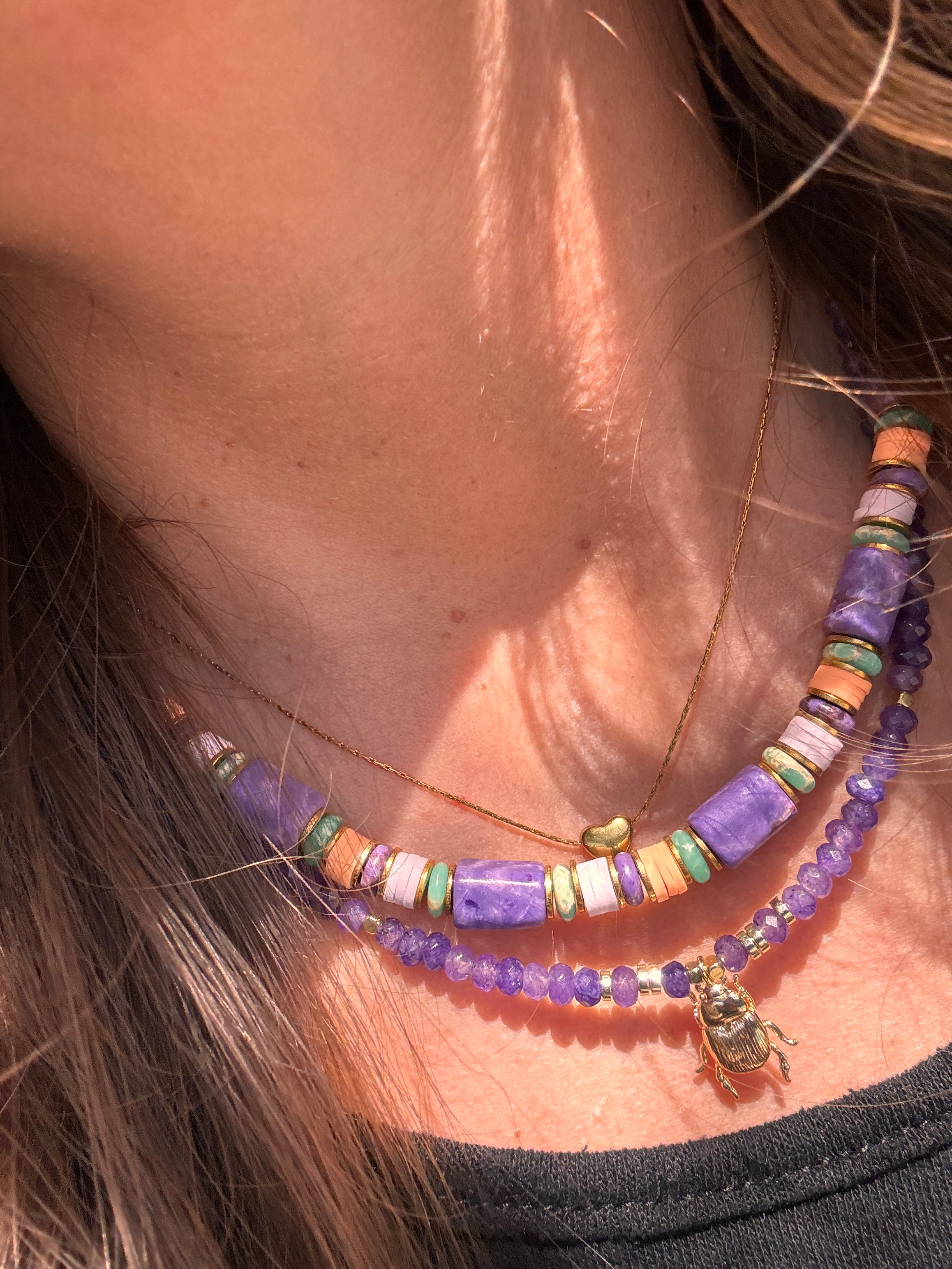 Collier Siwa – Pierres Naturelles Violettes & Perles Heishi | Bijou Fait Main | Maison Iconic