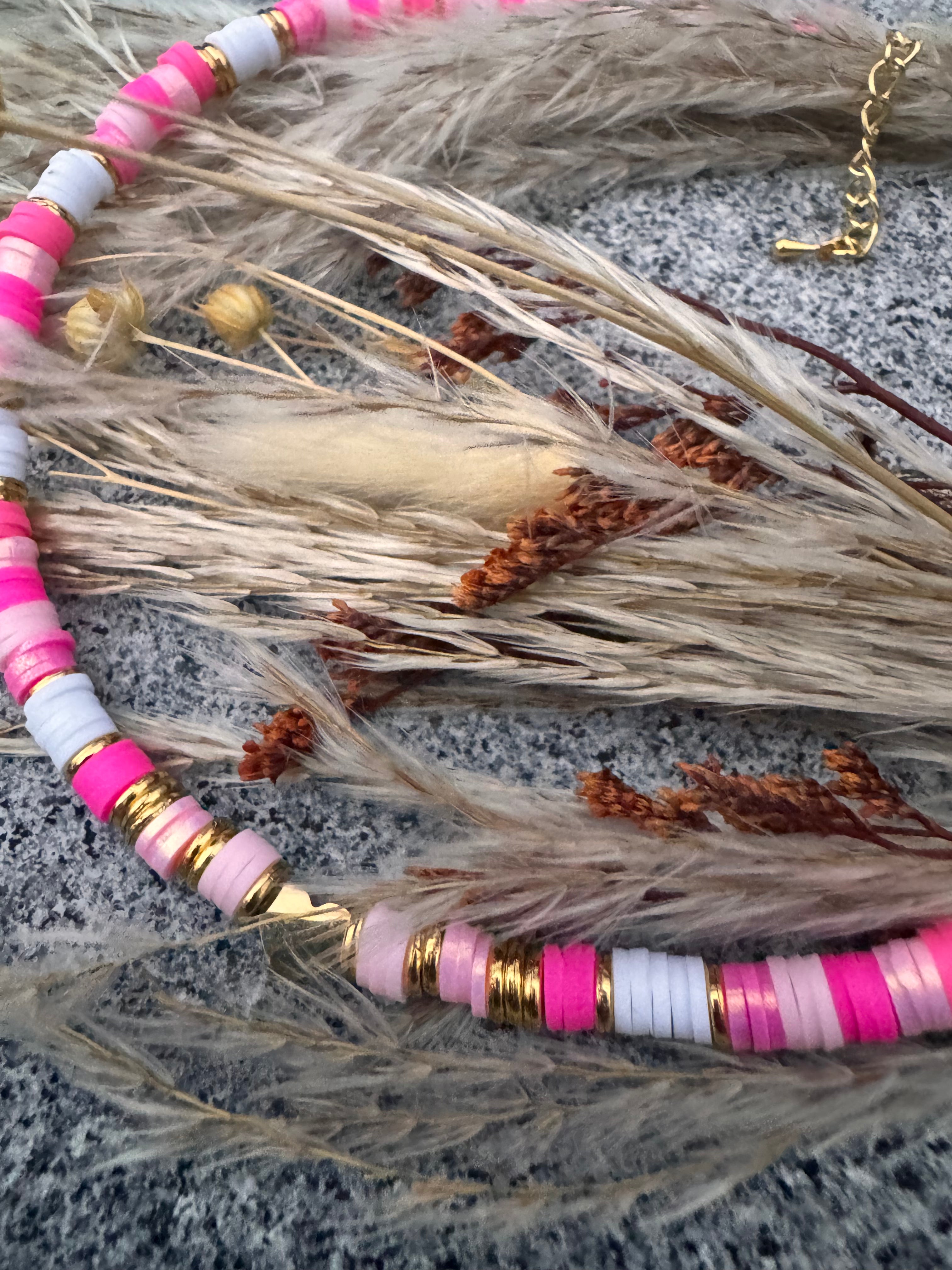 Collier Dalia – Perles heishi & doré minimaliste
