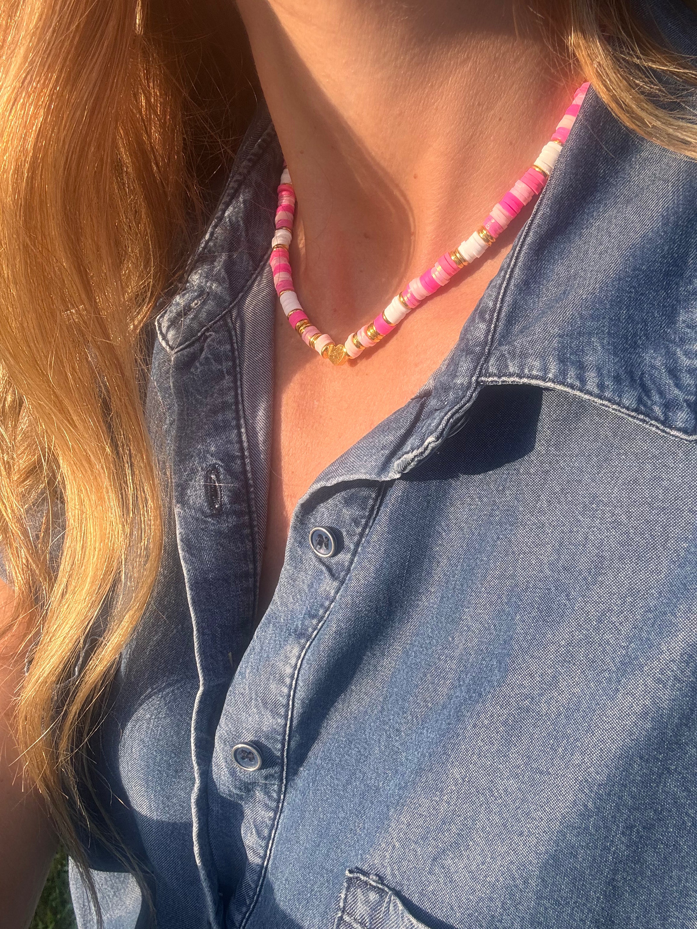 Collier Dalia – Perles heishi & doré minimaliste