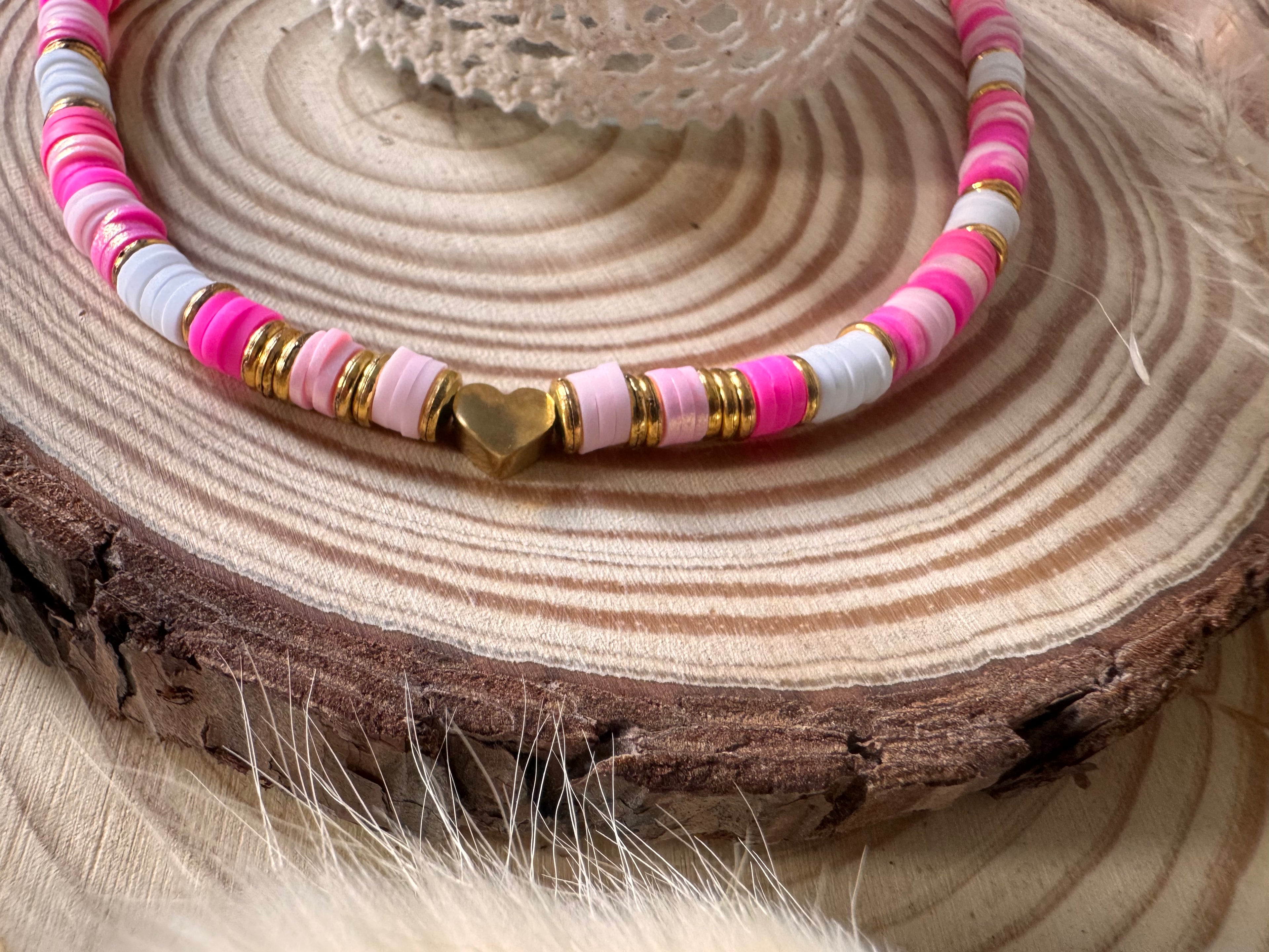 Collier Dalia – Perles heishi & doré minimaliste