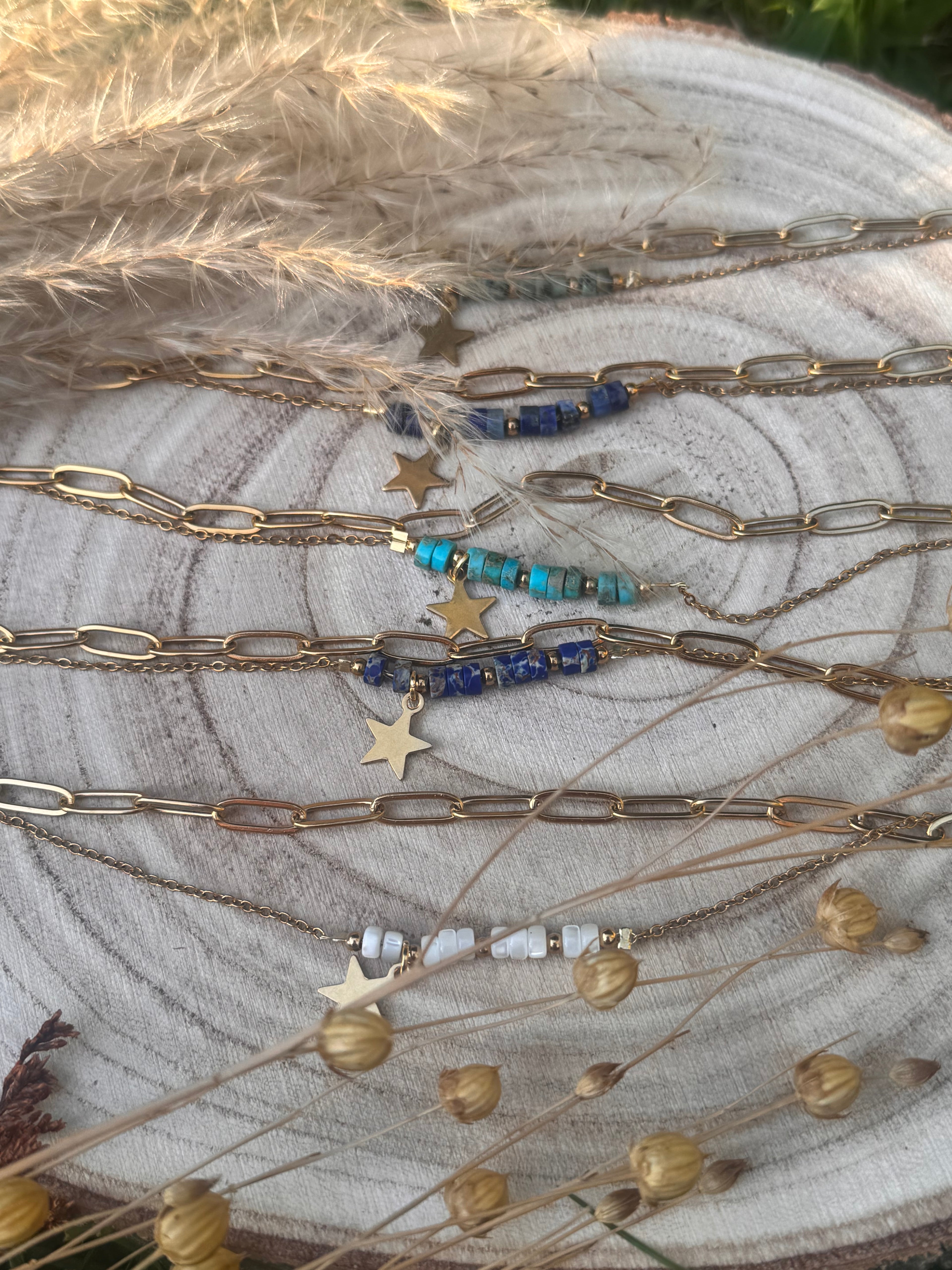 Bracelet Wave – Vague d’élégance en acier doré | Maison Iconic