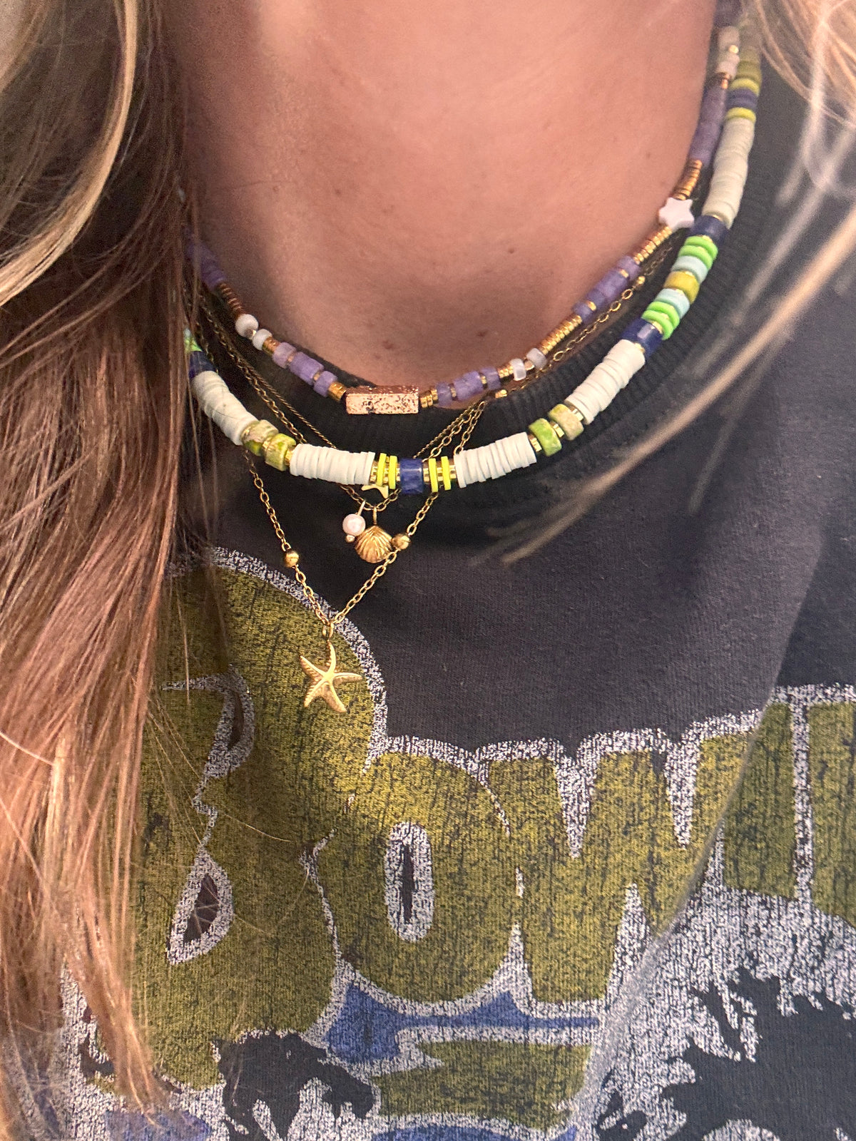 Collier Écume – heishi blanc & pierres naturelles