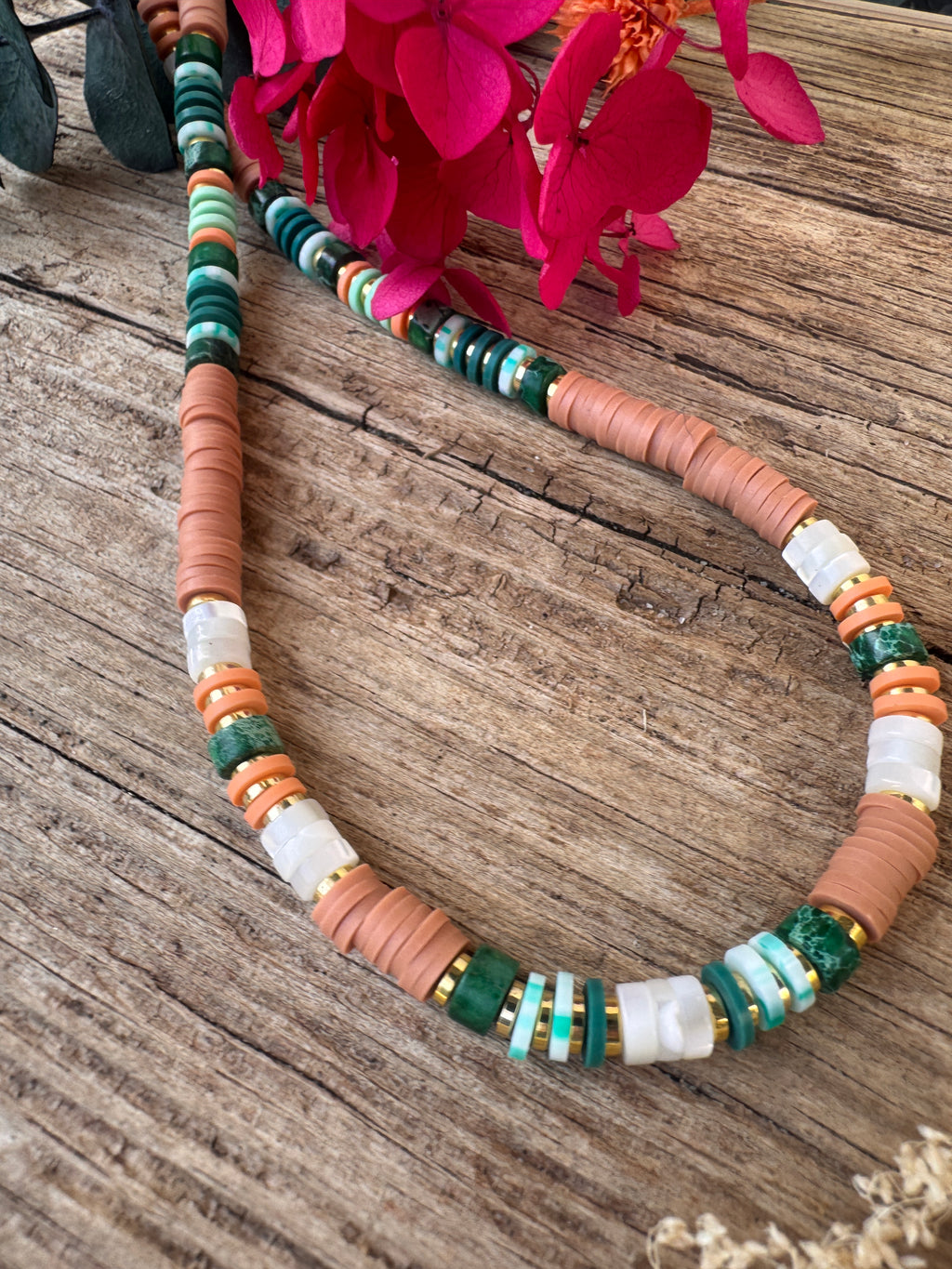 collier perles Heishi femme superposable tendance